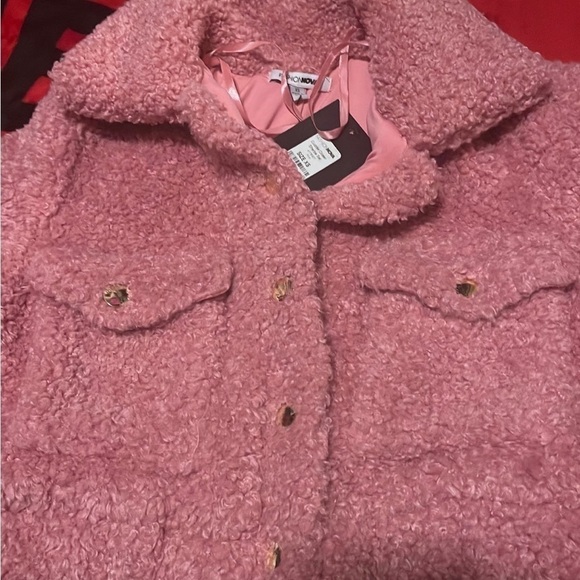 Fashion Nova cropped Sherpa jacket - Picture 4 of 9